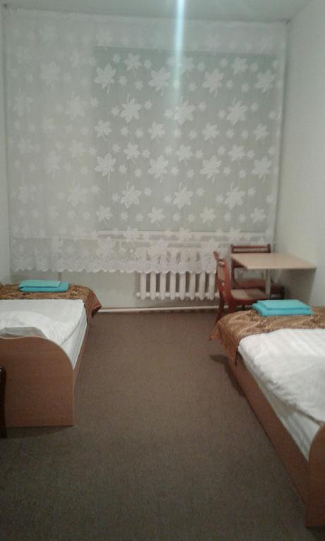 Viesu Maja Ezerkalns Hotel Krāslava Exterior foto